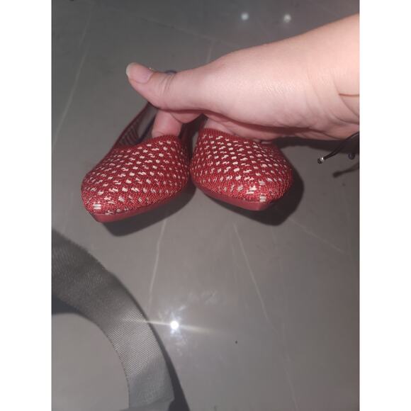 Rothy's the point red apple honeycomb 8 flats - Picture 3 of 5